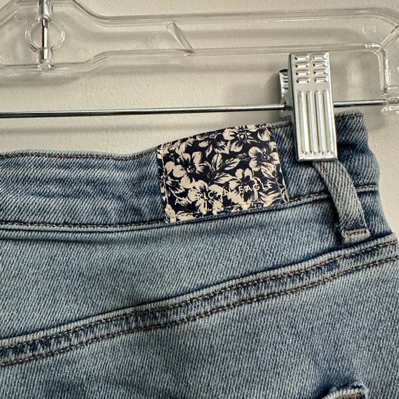 American eagle mom jeans - Picture 3 of 5